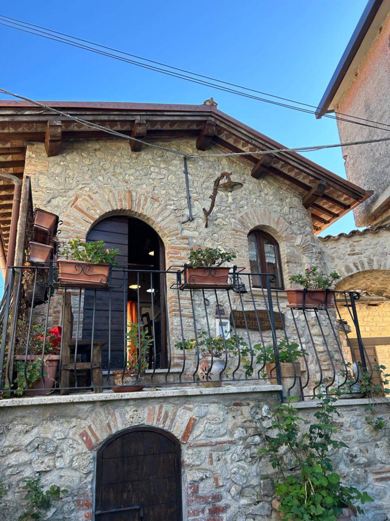 B&B La Casetta Sul Lago Colle di Tora 외부 사진
