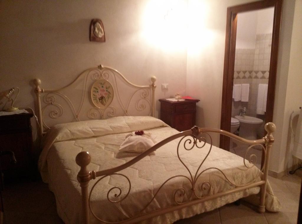 B&B La Casetta Sul Lago Colle di Tora 외부 사진